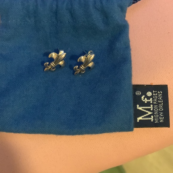 Mignon faget fleur de lis  earring and ring set Size 8 - Picture 2 of 6
